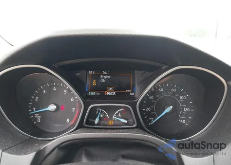 2015 Ford Focus Se z USA, uszkodzony, nr VIN 1FADP3F26FL274551